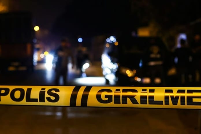 Aileler arasındaki husumet üç kişinin ölümüne neden oldu