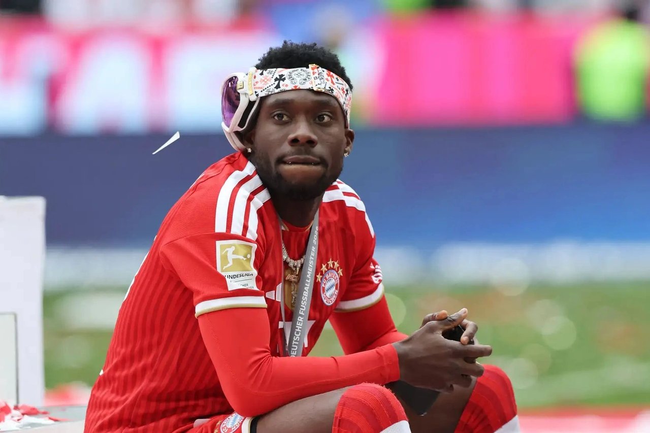 Alphonso Davies için 6 dev kulüp yarışa girdi