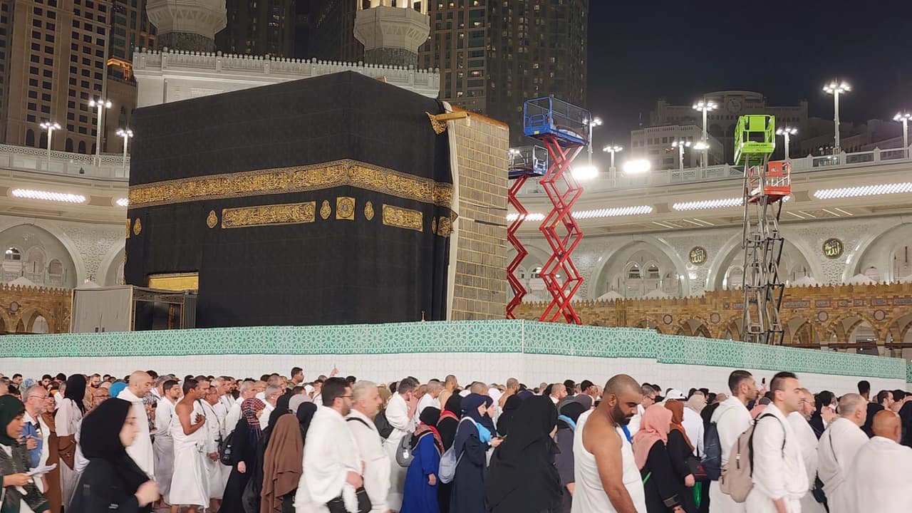 Kabe-i Muazzama’nın dış duvarları bakıma alındı