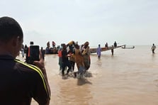 Nijerya'da teknenin batması sonucu 37 kişi hayatını kaybetti