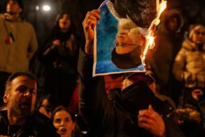 İran'ın son Türk hanedanının veliahtından gdh'a özel açıklamalar