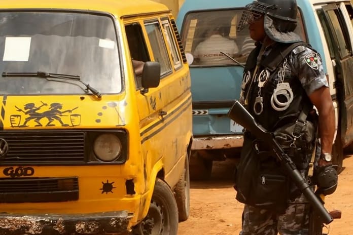 Nijer'de 200'den fazla motosikletli saldırgan ordu üssüne saldırdı