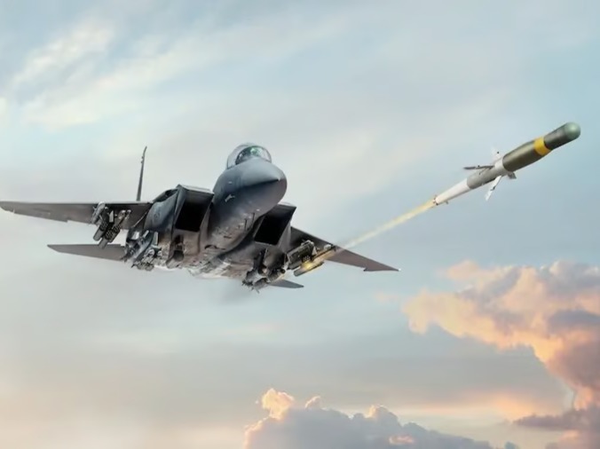 ABD Donanması, APKWS hassas güdüm kitlerinin üretimini artırmak için BAE Systems’a 1,7 milyar dolarlık sözleşme verdi