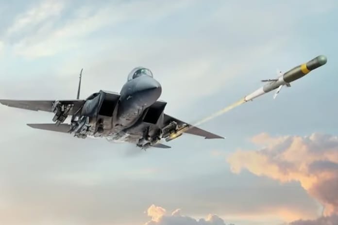 ABD Donanması, APKWS hassas güdüm kitlerinin üretimini artırmak için BAE Systems’a 1,7 milyar dolarlık sözleşme verdi