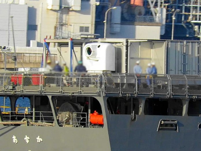 Japon donanması JS Asuka savaş gemisine 100 kW sınıfı lazer silahı entegre etti