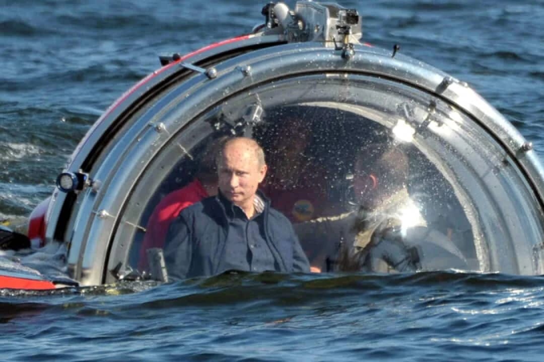 Putin Warns of Hormuz-Style Crisis in Baltic