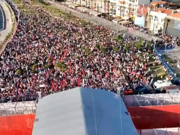 CHP'nin kalesi İzmir mitingine katılım beklentinin altında kaldı