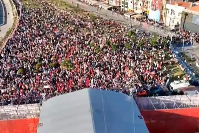 CHP'nin kalesi İzmir mitingine katılım beklentinin altında kaldı