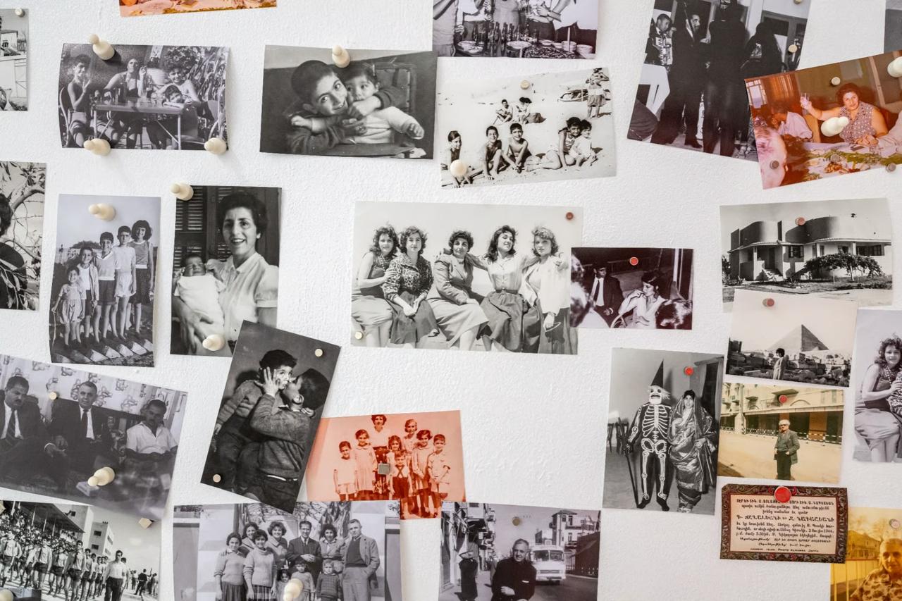 Savaşla unutulmuş bir geçmiş: Gazze'nin ilk fotoğraf stüdyosunun "kayıp" kareleri sergide