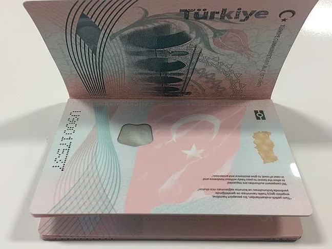 Türk vatandaşları Umman'a vizesiz seyahat edebilecek