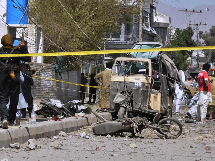 Pakistan Suicide Blast Kills 10 in Quetta