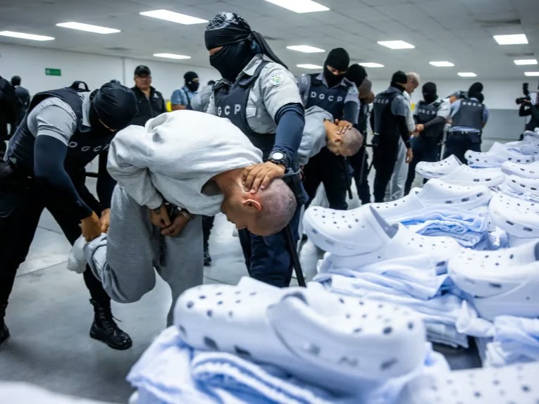 Venezuelans Allegedly Tortured After U.S. Deportation