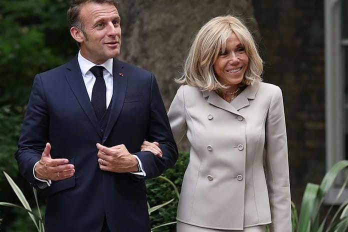 Macron’un eşi cinsiyeti hakkındaki iddiaları için ABD’li yorumcu Owens’a dava açtı