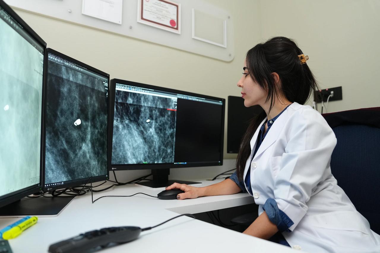 Radyoloji Uzmanı Doç Dr Berrin Erok