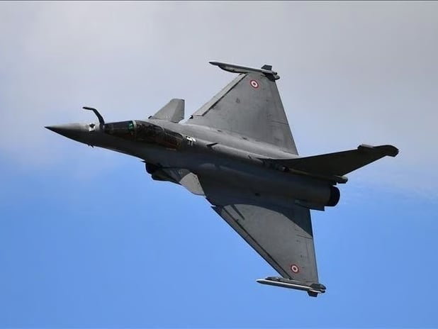 Endonezya Hava Kuvvetleri’nin ilk Rafale uçağı ilk uçuşunu gerçekleştirdi