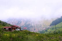 Demirkapı Yaylası'nda yolun kaybeden 75 kişilik gruba ulaşıldı