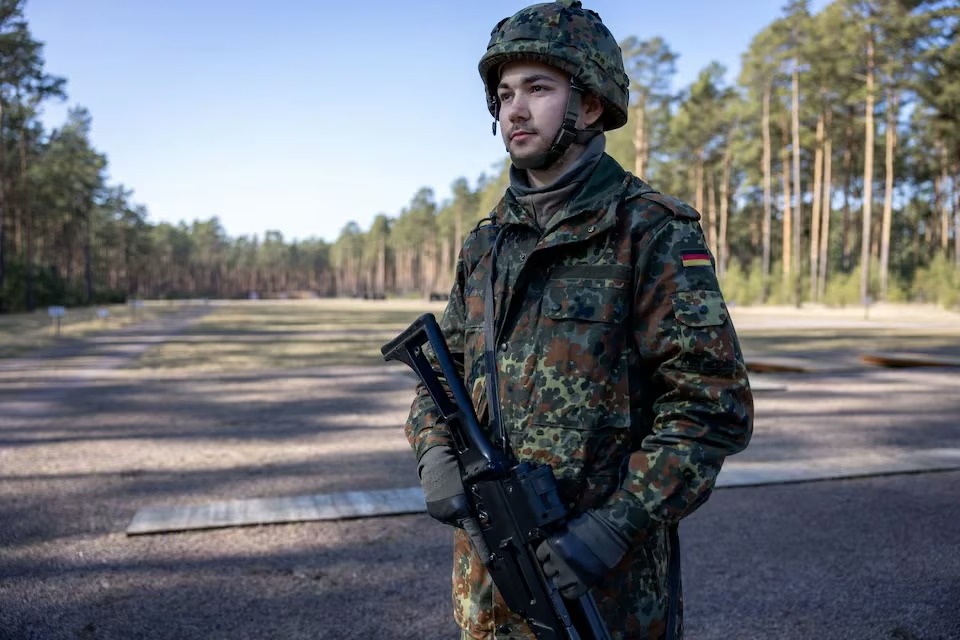 Germany Unveils Voluntary Military Service 