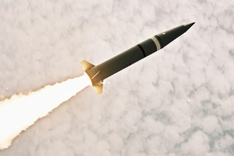 Yunanistan LORA füzelerini alıyor