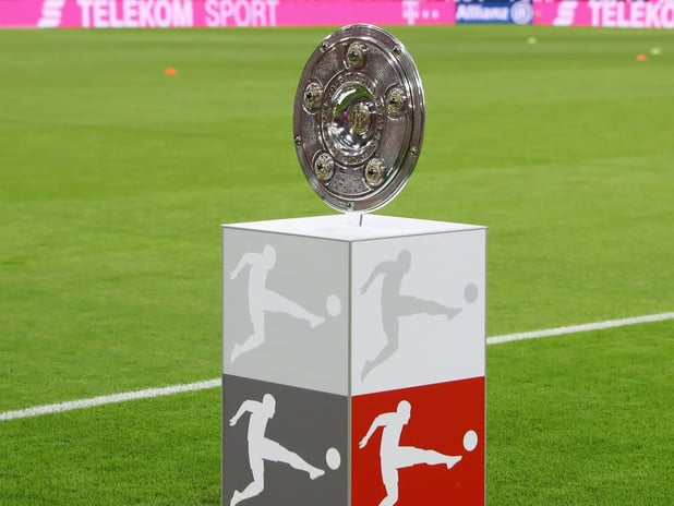 Bundesliga'da yeni sezon başlıyor: Şampiyonluk yarışı, yeni yıldızlar ve geri dönen derbiler