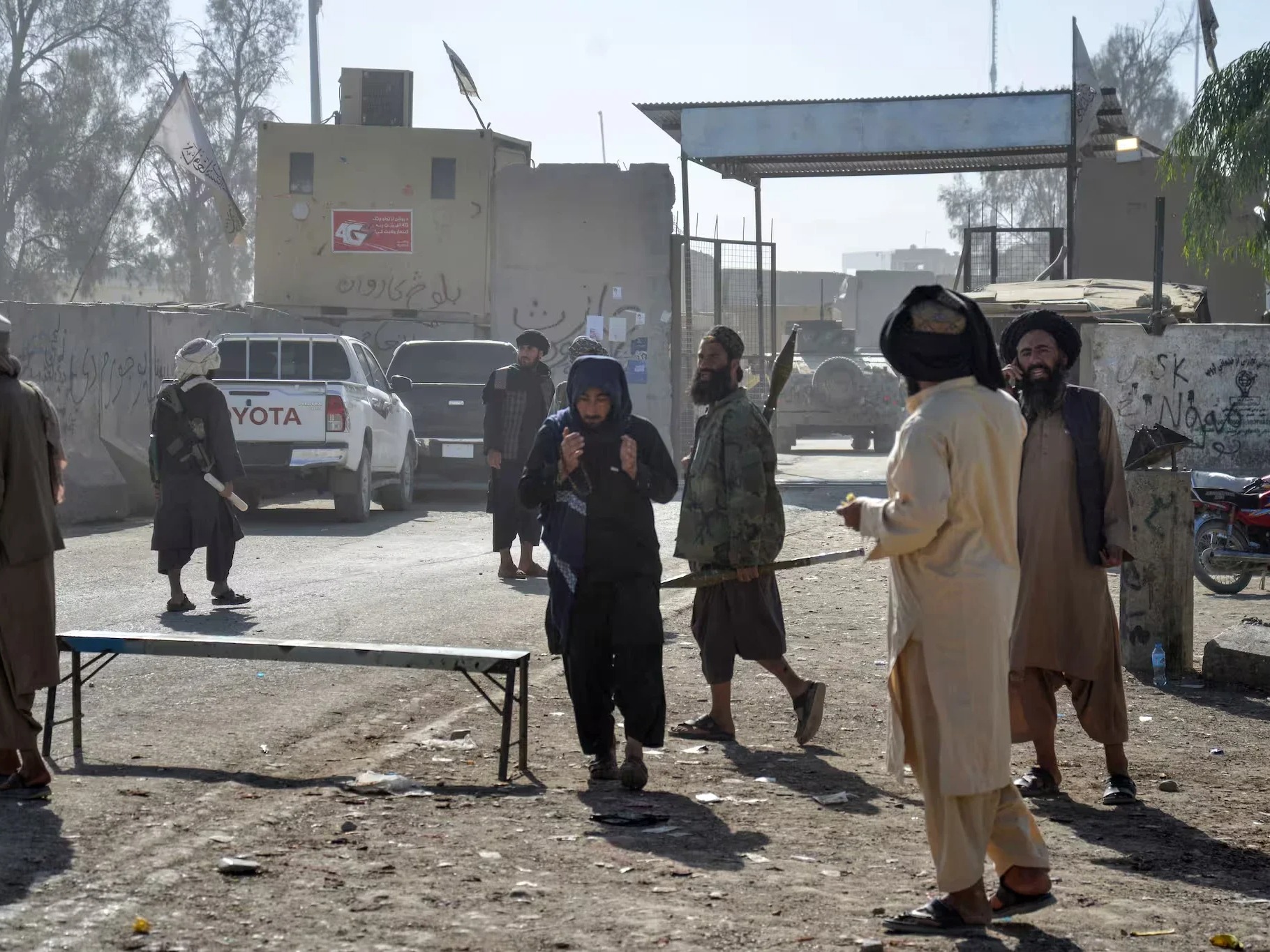 Afghanistan–Pakistan Agree 48-Hour Border Ceasefire