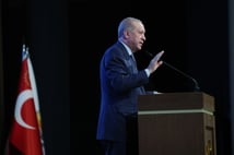 Erdoğan'dan Leman tepkisi: Özel, git göz doktoruna 