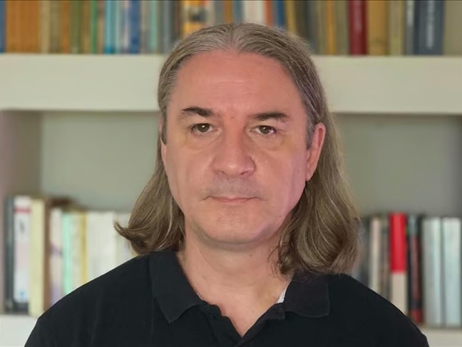 Goran Şimiç'ten savaş yaralarına şiirsel dokunuş