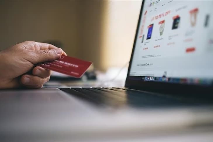 Kasım indirimleri hayal kırıklığı yarattı: 'Fiyat grafiği' talebi gündemde