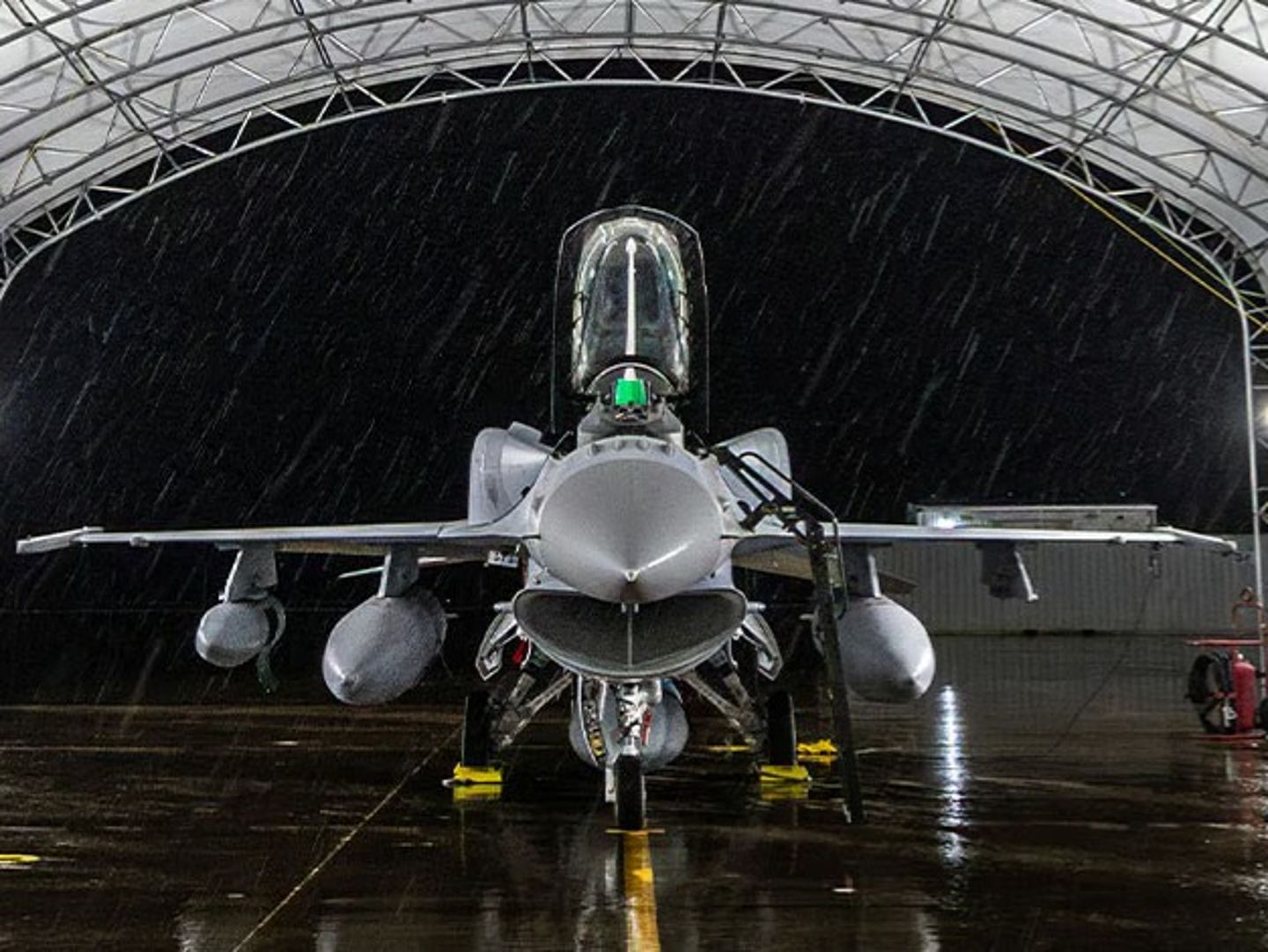ABD, geciken F-16 teslimatlarını hızlandırmak için fazla Mmesaiye geçti