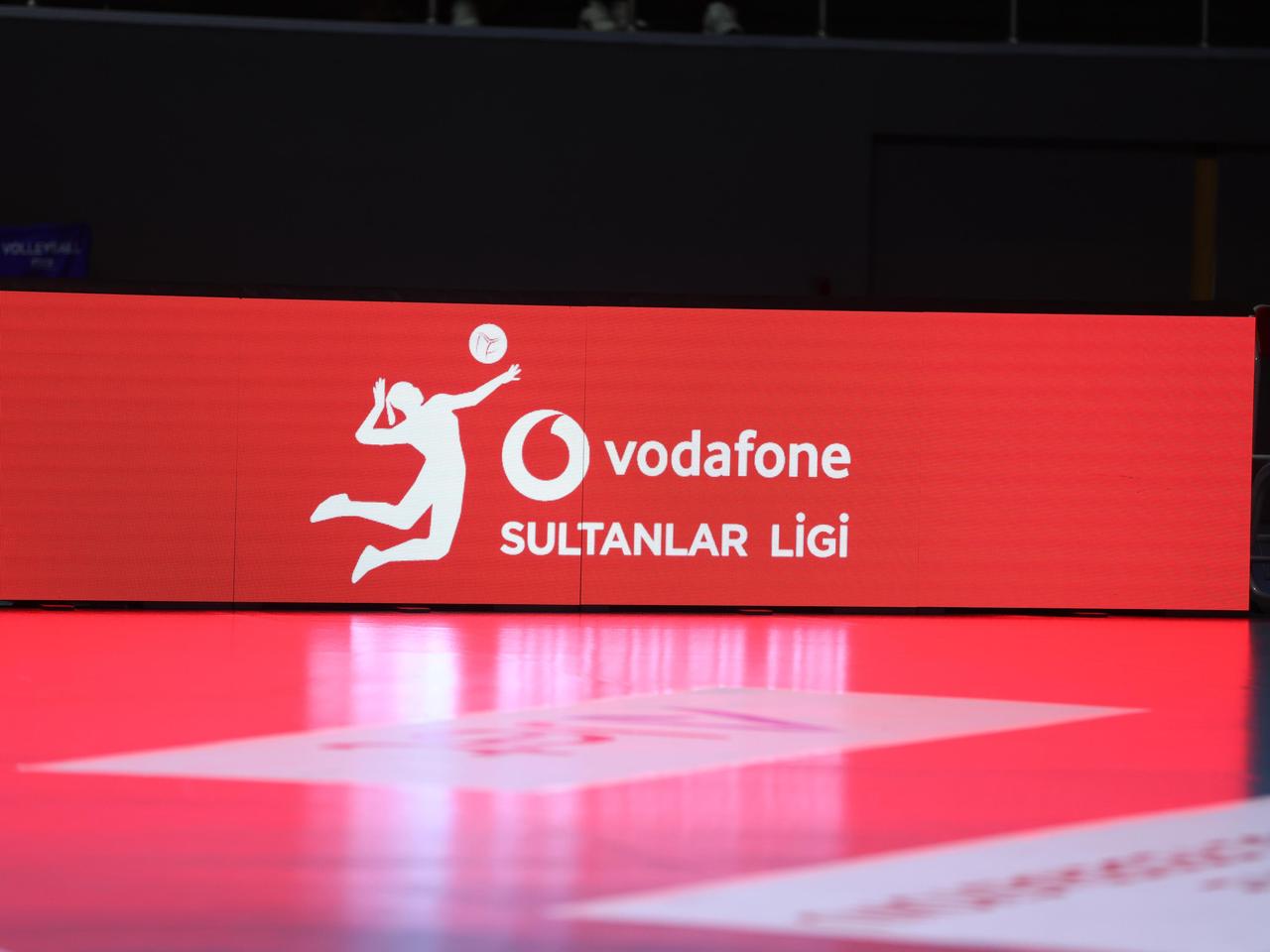 Voleybol arenasında 9. hafta başlıyor