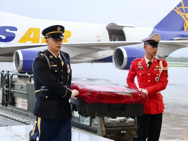 Kore savaşında şehit olan 4 Türk askerimizin kalıntıları 75 yıl sonra teslim edildi