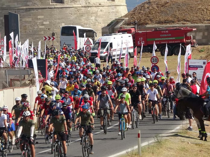 2026 Çanakkale Şehitleri Saygı Bisiklet Turu başladı: Çanakkale Şehitleri anısına 300 kilometre pedal çevrilecek