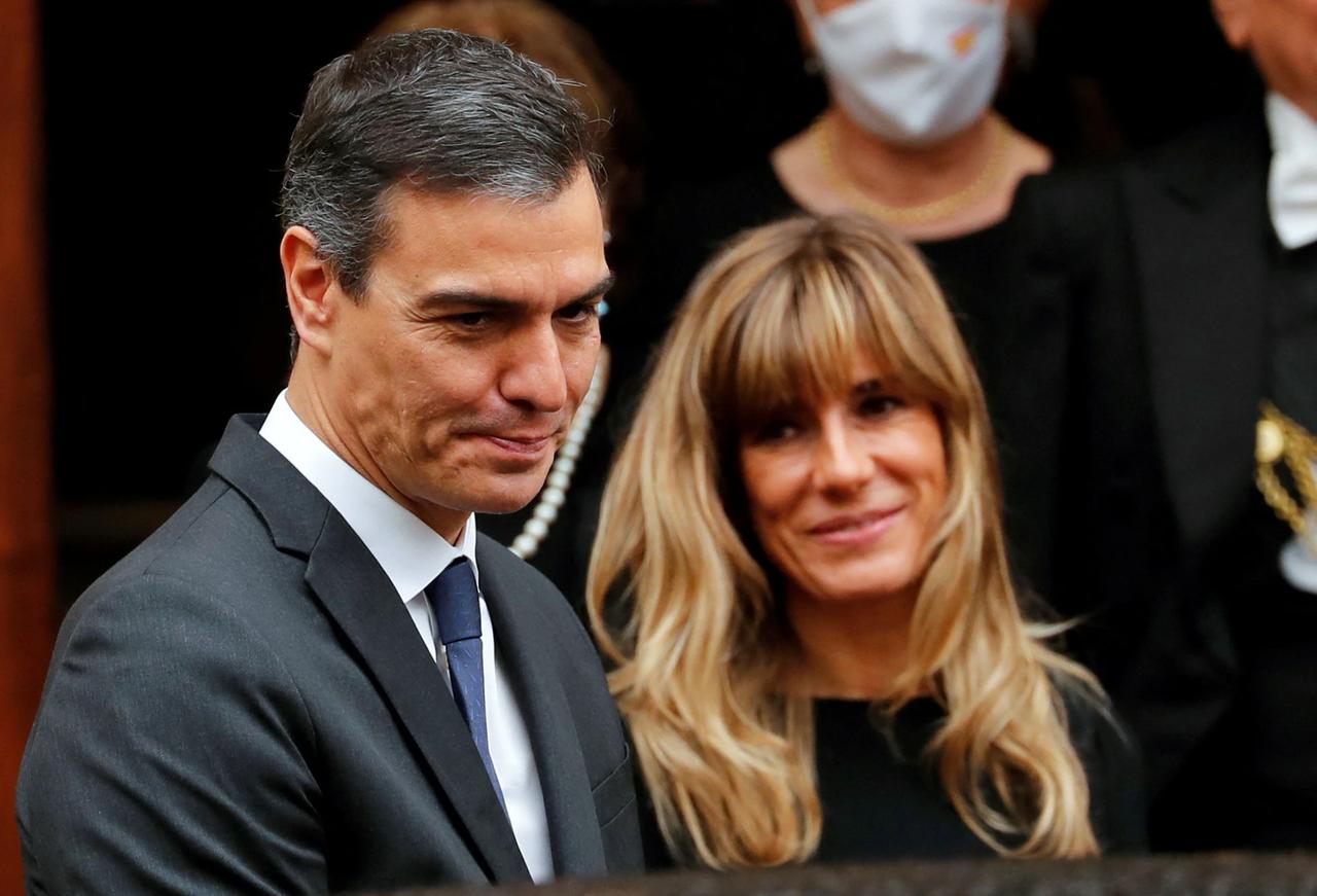 İspanya Başbakanı Pedro Sanchez ve  eşi Begona Gomez - Reuters