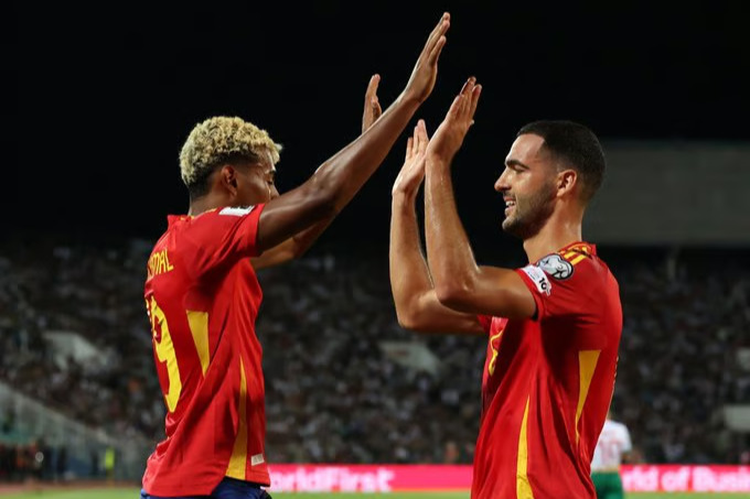 Almanya şokta, İspanya galip