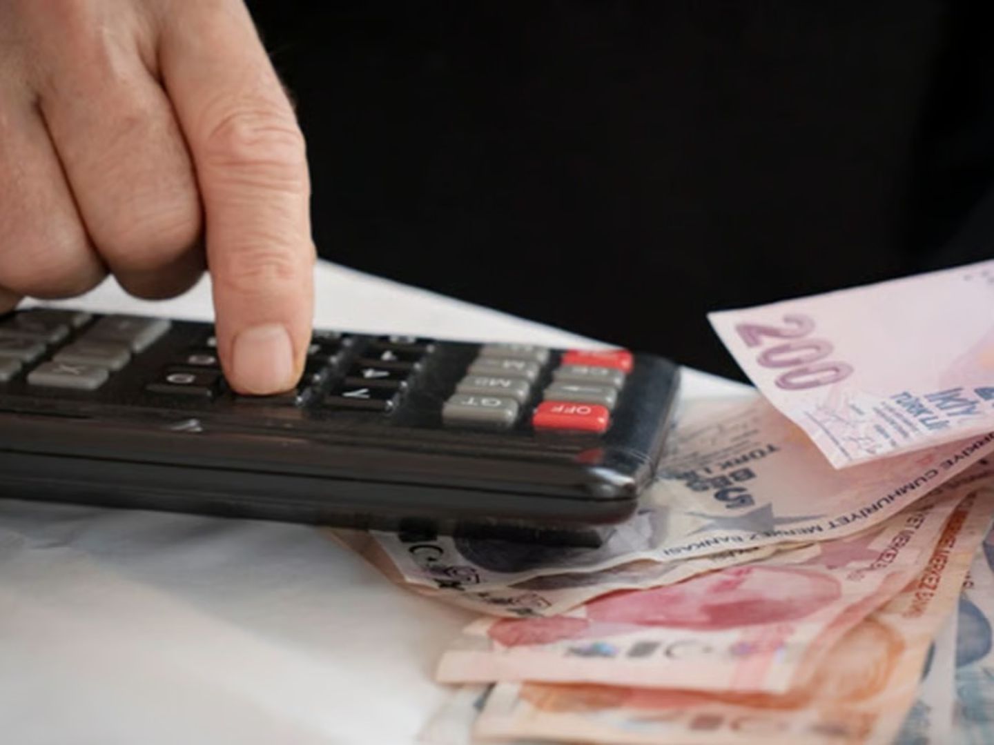 Borcu olanlar dikkat: Faiz indirimi geliyor! Bakanlık harekete geçti