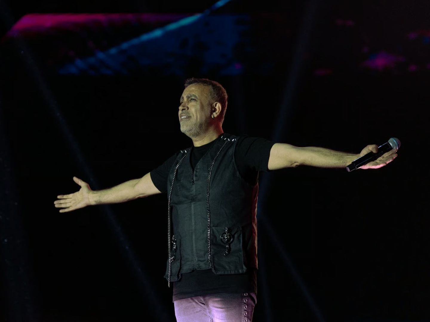 Konser dönüşü fenalaşıp hastaneye kaldırıldı! Haluk Levent'in son durumu nasıl?