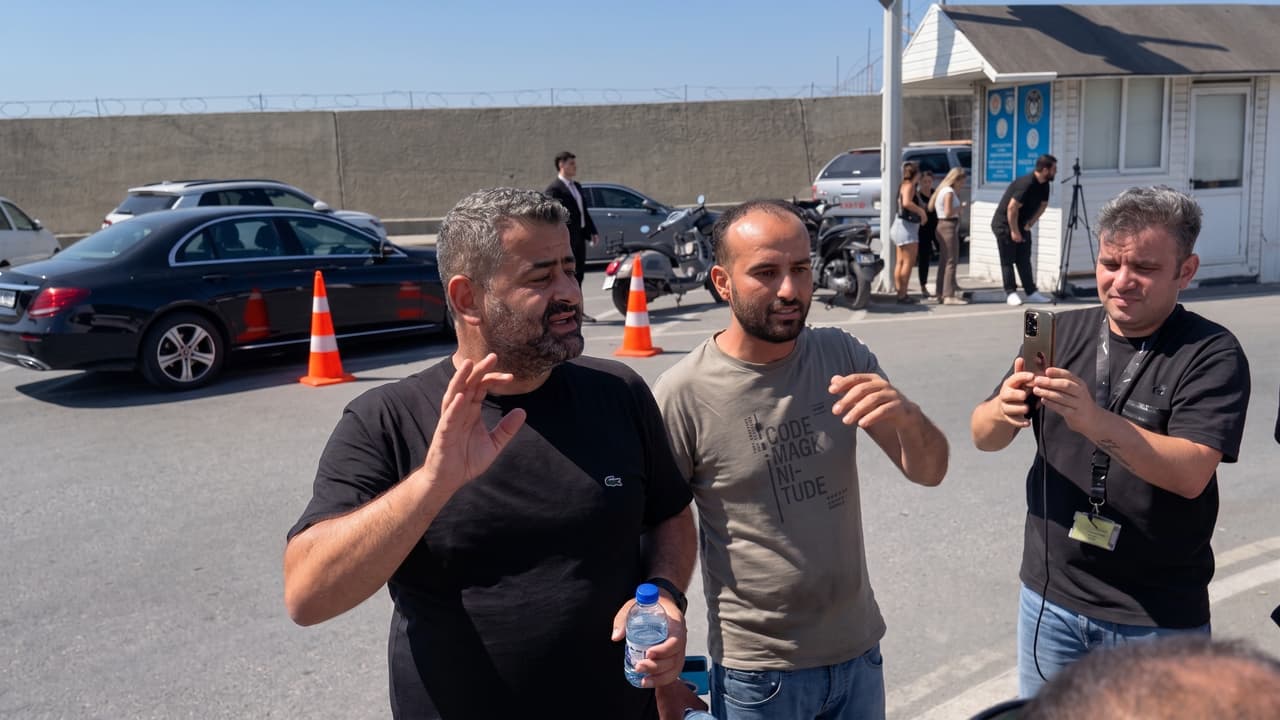 Girne'de batan gemiden kurtulanlar dehşet anlarını anlattı! "Geri dönün dedik, dönmediler"