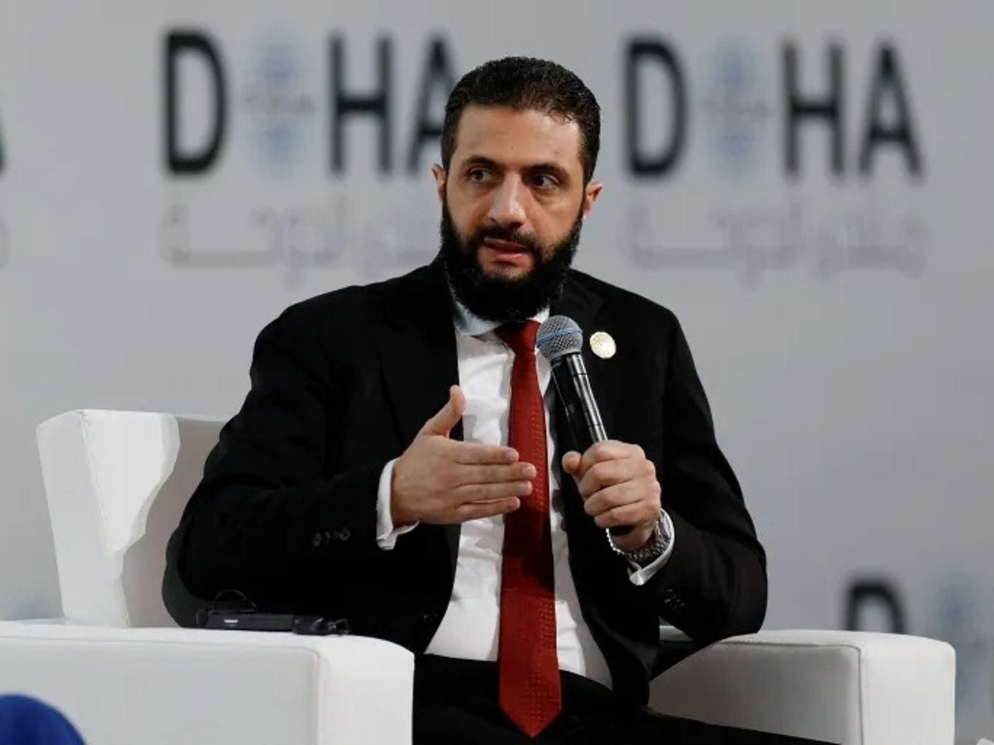Şara'dan Lübnan mesajı: Müdahale değil ekonomik ortaklık