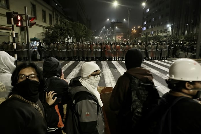 Peru'nun başkenti Lima'da 30 günlük OHAL ilan edildi