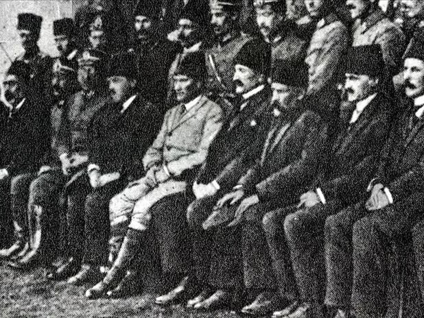 Tarihte Bugün: Erzurum Kongresi başladı