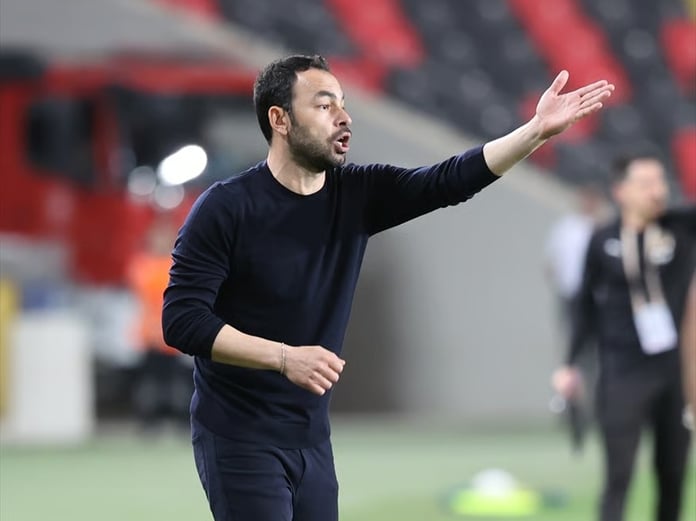 Selçuk İnan'dan Alanyaspor mağlubiyeti sonrası istifa sinyali: "Sevginin bittiği yerde umut yeşermiyor"