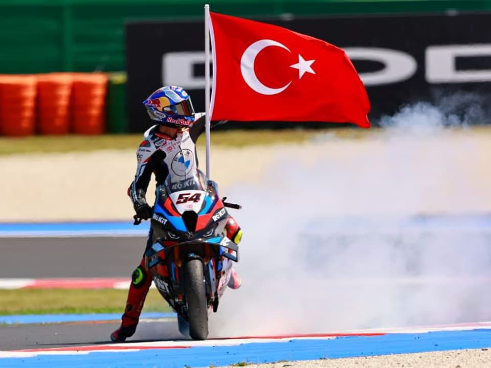 Milli motosikletçiler Macaristan'da pste çıkıyor