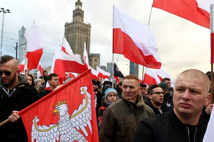 Polonya'nın borç krizi ilerleyen yıllarda derinleşebilir