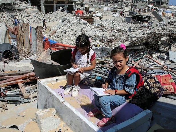 İsrail soykırımda 20 bin öğrenciyi öldürdü