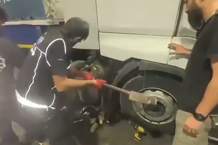 73 ilde uyuşturucu operasyonu: Bin 695 şüpheli yakalandı