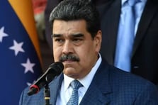 Maduro Papa'dan yardım istedi