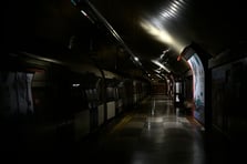 İspanya ve Portekiz'de elektrik kesintisi hayatı felç etti