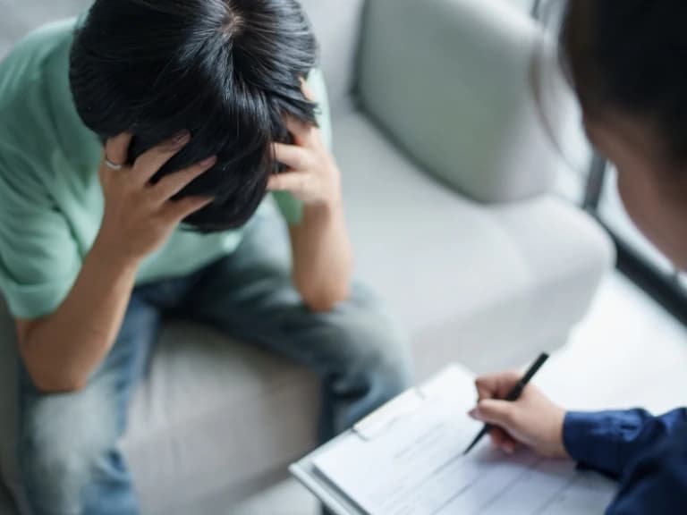 Sosyal ilişkilerde dikkat edilmesi gereken davranışlar