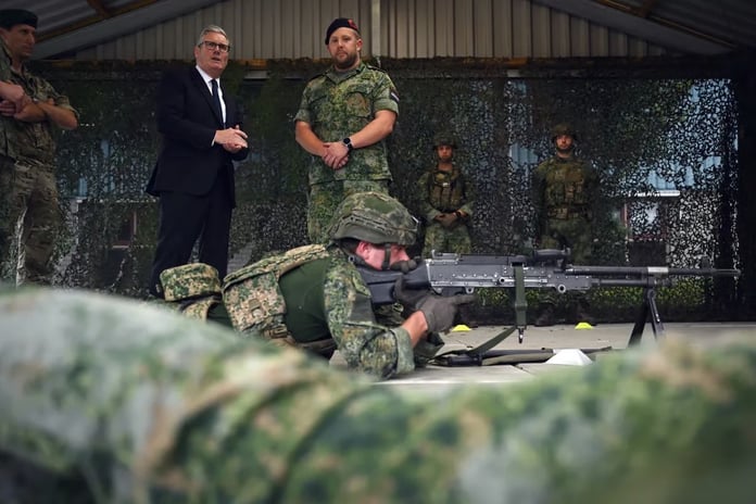 İngiltere, AB’nin 6,75 milyar avroluk savunma fonu talebini reddetti