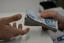 Emekli maaşı alanlar dikkat: Faiziyle geri alınıyor! Malulen emekli maaşı kesilir mi?
