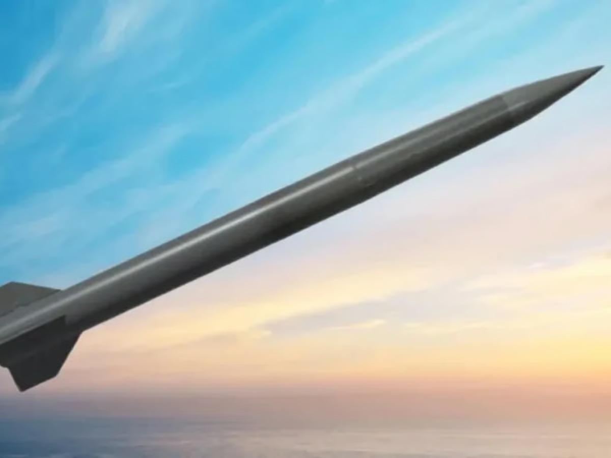 Ukrayna FP-9 balistik füzesini test edecek